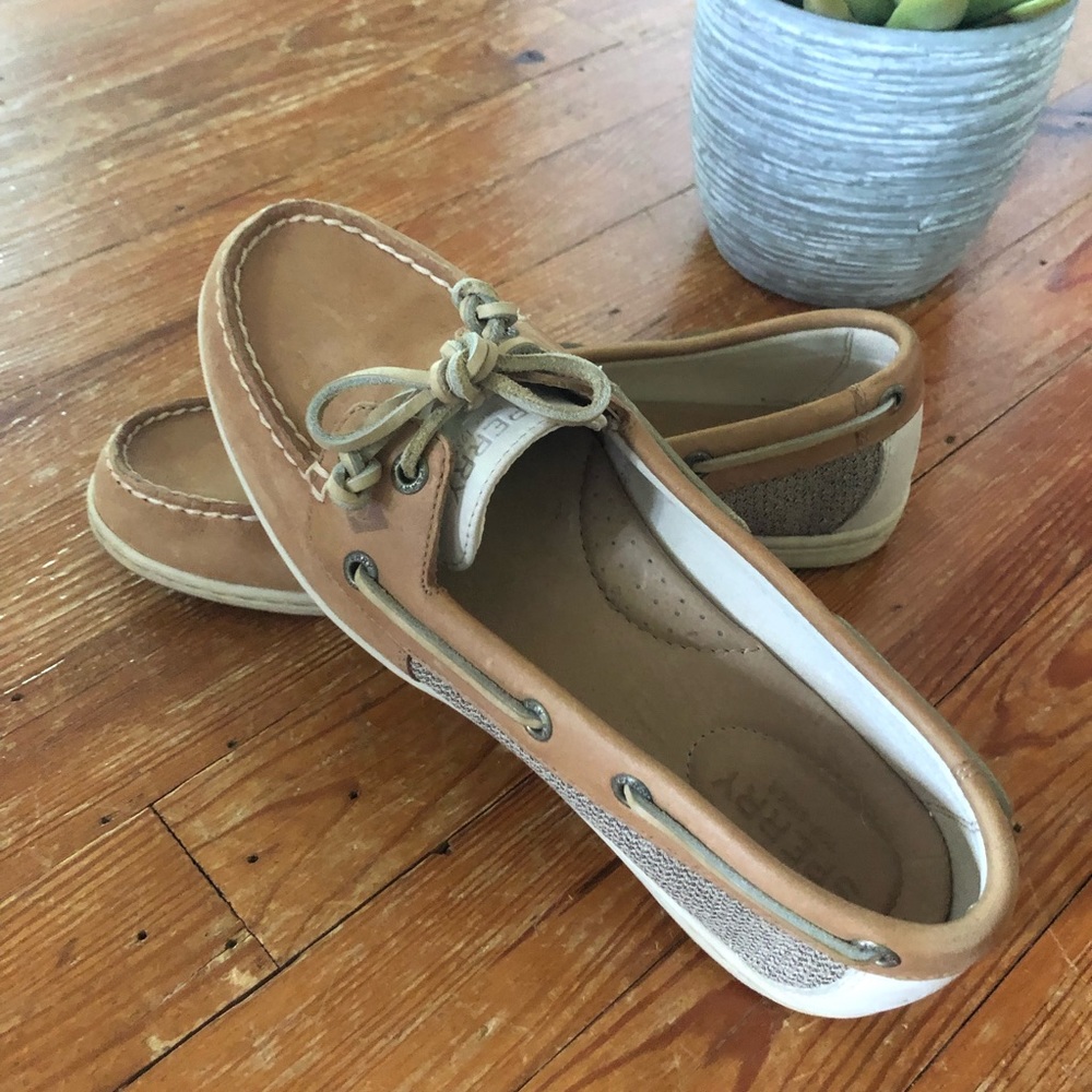 Sperry // women’s firefish lace-up boat shoe